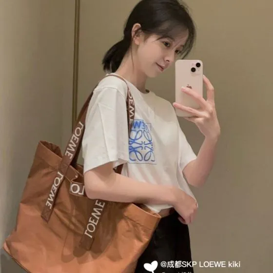 Loewe Brown 40x30x16cm shoulder bag 1 1 Replica