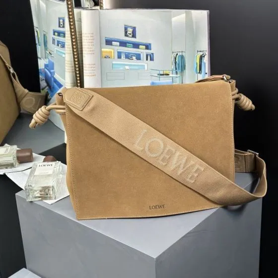 Loewe shoulder bag Top Quality Replica