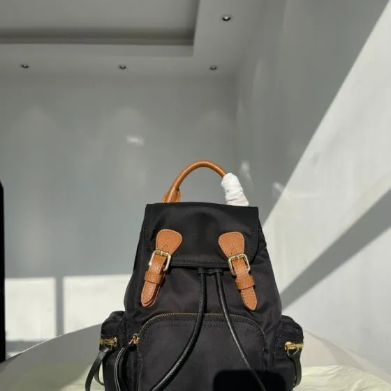 Burberry Black 25x18x10cm shoulder bag AAA Quality Replica