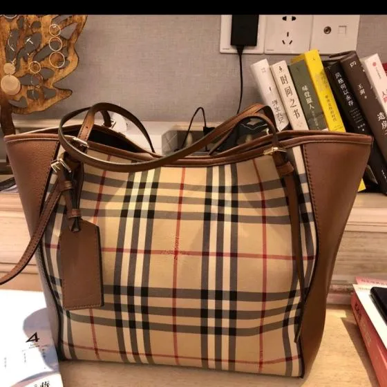 Burberry Brown shoulder bag Premium Replica