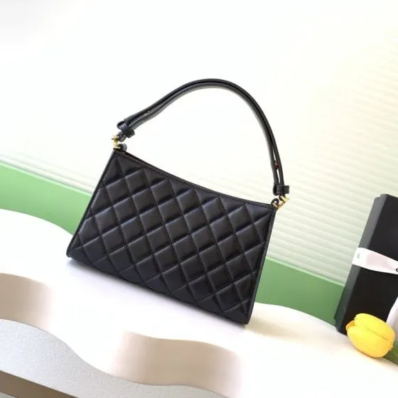 Chanel Black shoulder AAA Quality Replica