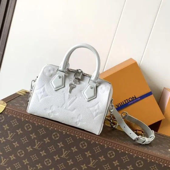 Louis Vuitton M28343 Light gray crossbody — 1:1 Replica