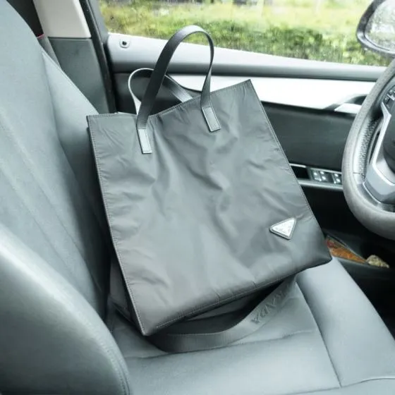Prada Black shoulder bag 1 1 Replica