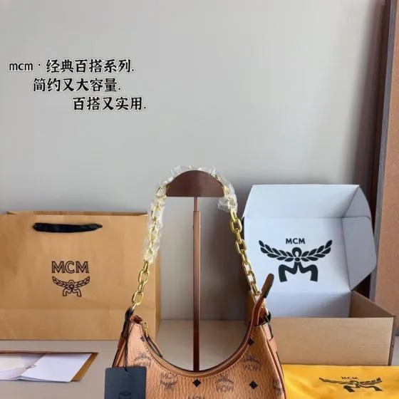 MCM Visetos shoulder bag 1 1 Replica