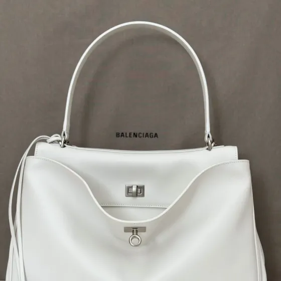 Balenciaga White 30x22x12cm shoulder bag Premium Replica