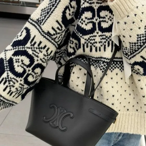 Celine shoulder bag Top Quality Replica