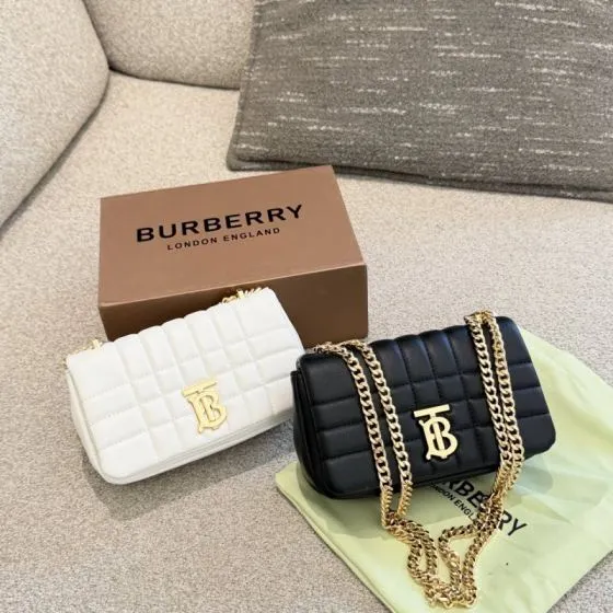 Burberry White 18x12cm shoulder bag Top Quality Replica