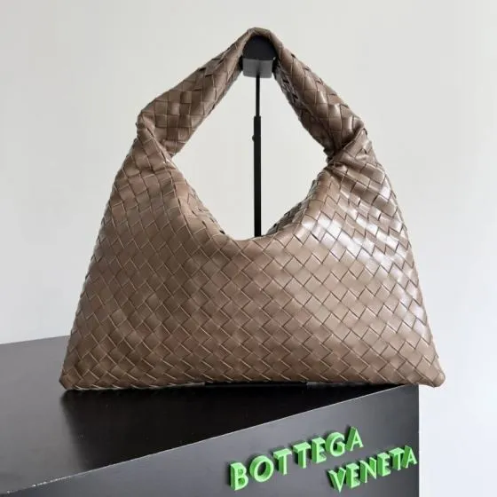 Bottega Veneta 40x30x16cm shoulder bag 1 1 Replica