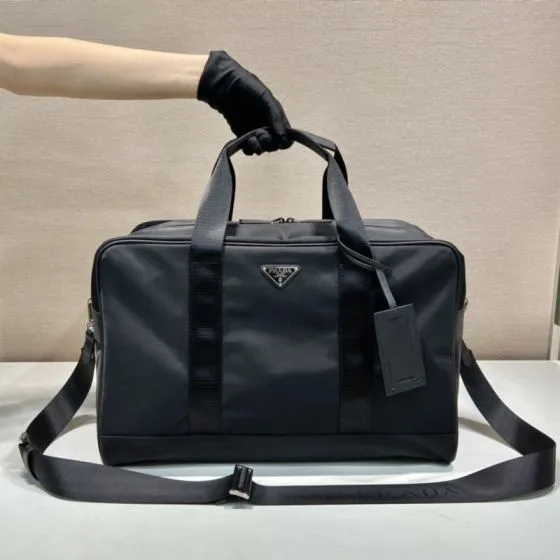 Prada Black shoulder bag 1 1 Replica