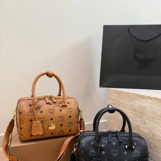 MCM Monogram 25x18x10cm shoulder bag AAA Quality Replica