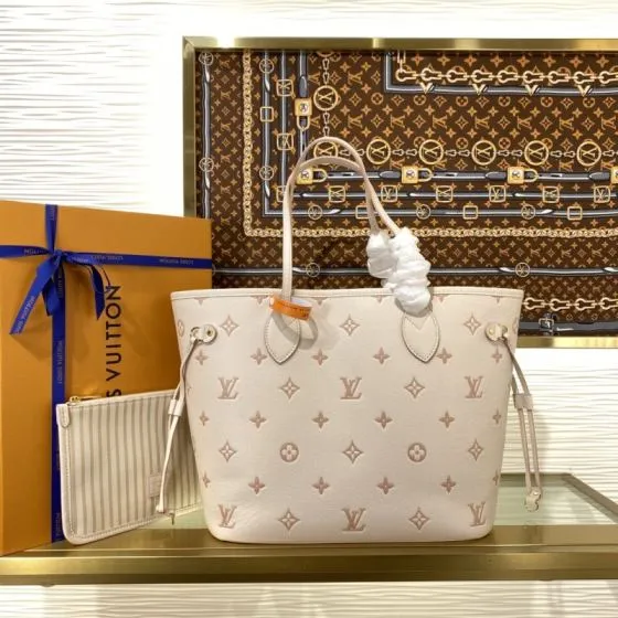 Louis Vuitton Neverfull MM Cream Monogram Empreinte MM tote 1 1 Replica