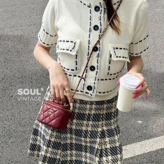 Chanel Vanity Case Black mini crossbody 1 1 Replica