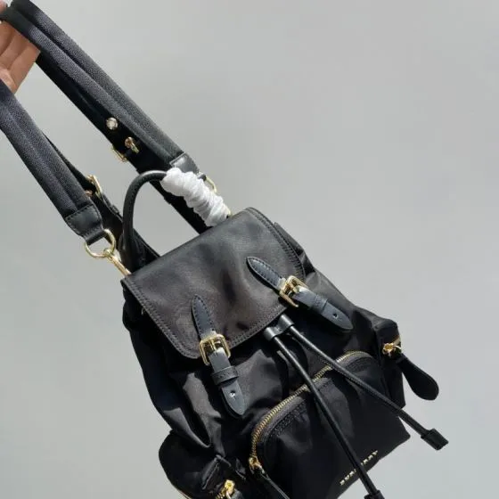 Burberry Black nylon with gold hardware 26x16x11cm backpack 1 1 Replica