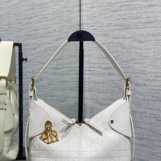 Dior Toujours White shoulder AAA Quality Replica