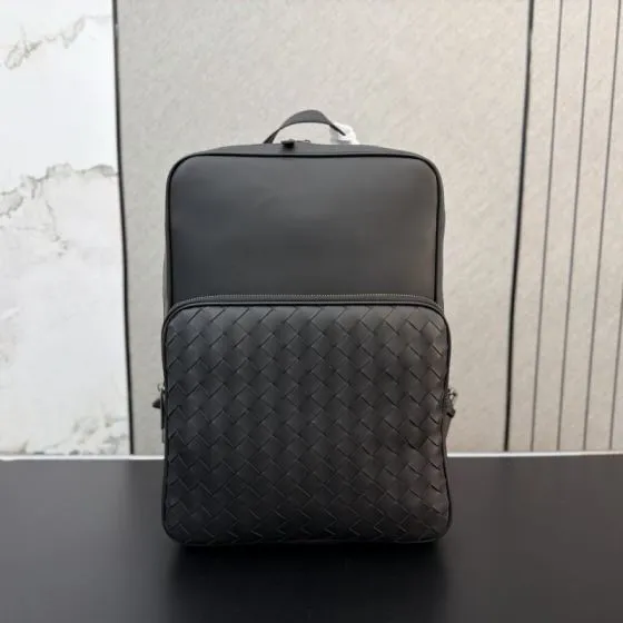 Bottega Veneta Black shoulder bag 1 1 Replica