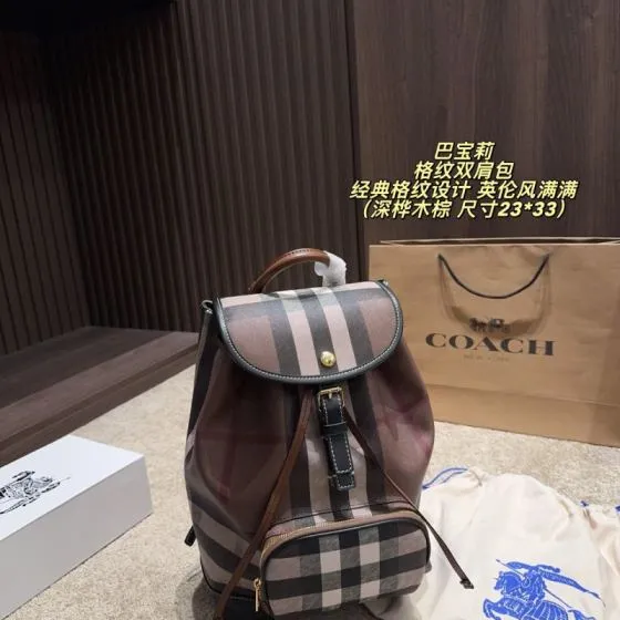 Burberry 23 33cm backpack 1 1 Replica