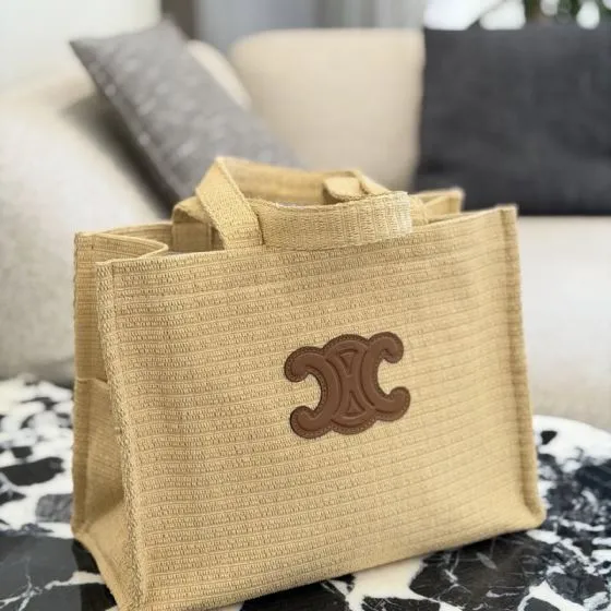 Celine everyday 1 1 Replica