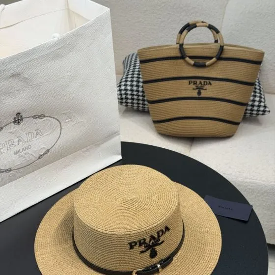 Prada Black shoulder bag AAA Quality Replica