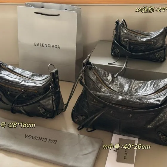 Balenciaga Le Cagole Black distressed leather 28 18cm crossbody Top Quality Replica