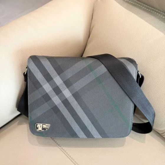 Burberry shoulder bag 1 1 Replica