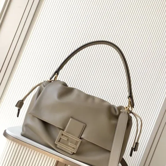 Fendi Baguette 24x14cm shoulder bag — 1:1 Replica