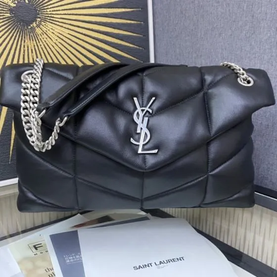 Saint Laurent 35x23x13 everyday