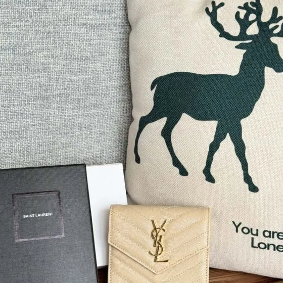 Saint Laurent Monogram Beige wallet — Top Quality Replica