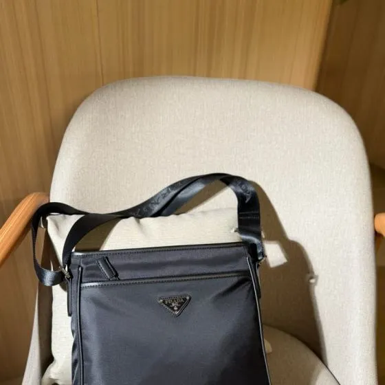 Prada Black shoulder bag Top Quality Replica