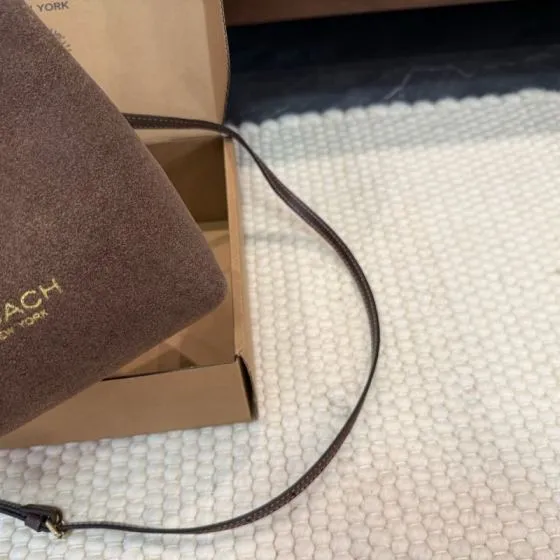 Coach Brown 18x12cm shoulder bag AAA Quality Replica