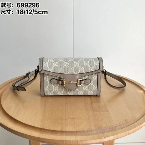 Gucci 699296 Beige GG Supreme 18 12 5cm crossbody Top Quality Replica