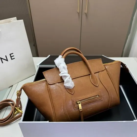 Celine Luggage Tan Leather 27x23x13cm handbag handbag Top Quality Replica