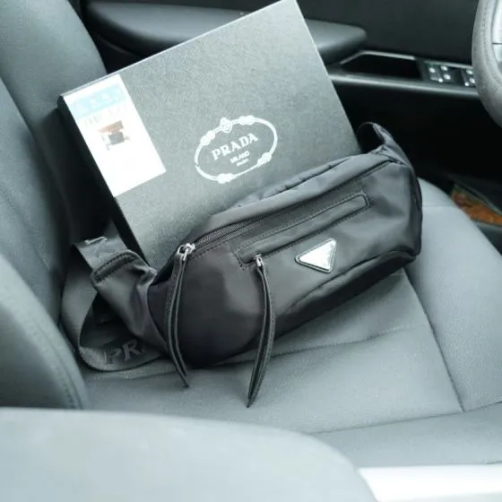 Prada Black shoulder bag Top Quality Replica