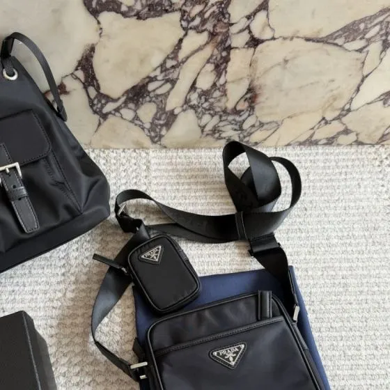 Prada Black shoulder bag AAA Quality Replica