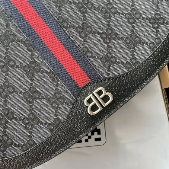 Balenciaga Monogram 18x12cm shoulder bag Premium Replica