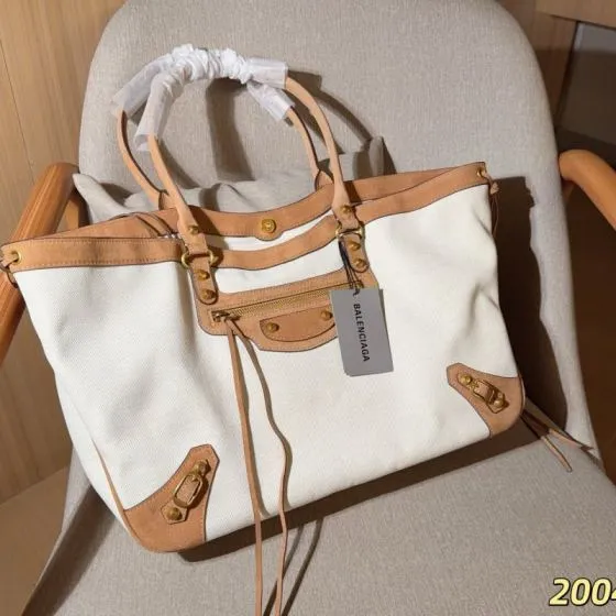 Balenciaga White 40x30x16cm shoulder bag AAA Quality Replica