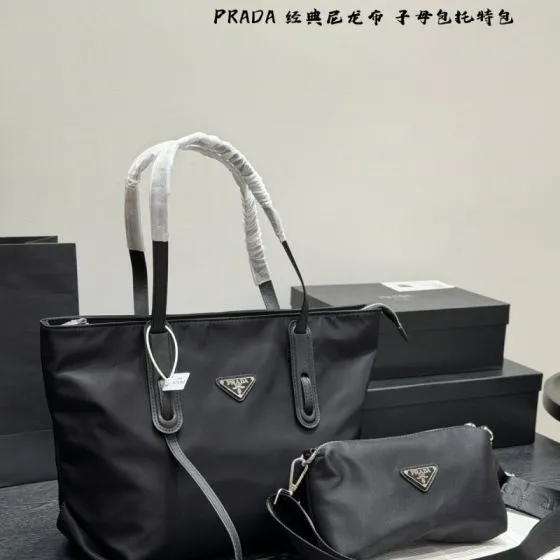 Prada Black 33x23x15cm shoulder bag AAA Quality Replica