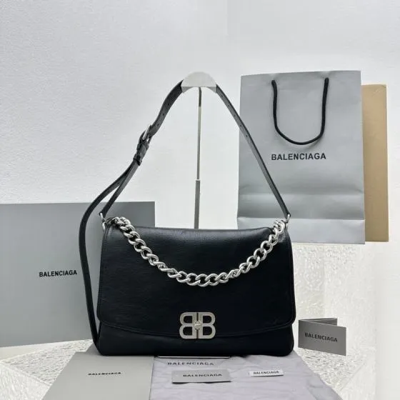 Balenciaga Black shoulder bag 1 1 Replica