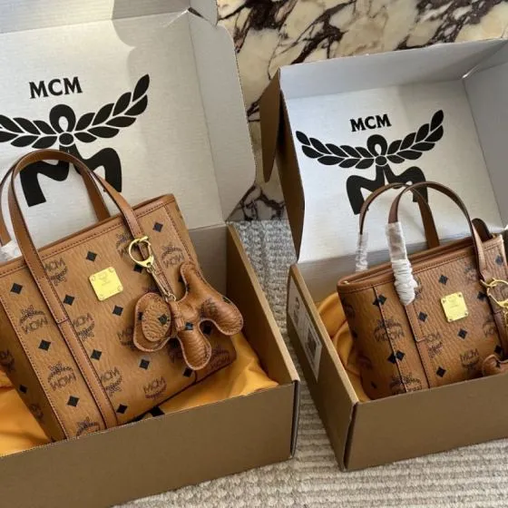 MCM Toni Visetos 19x16cm shoulder bag 1 1 Replica