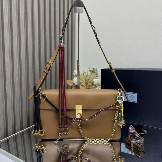 Prada Brown 40x30x16cm shoulder bag AAA Quality Replica