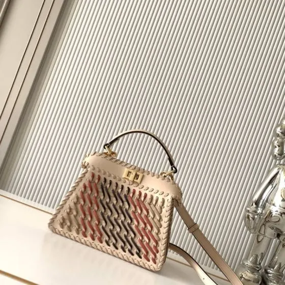 Fendi Peekaboo Beige 33x22x14cm shoulder bag Top Quality Replica