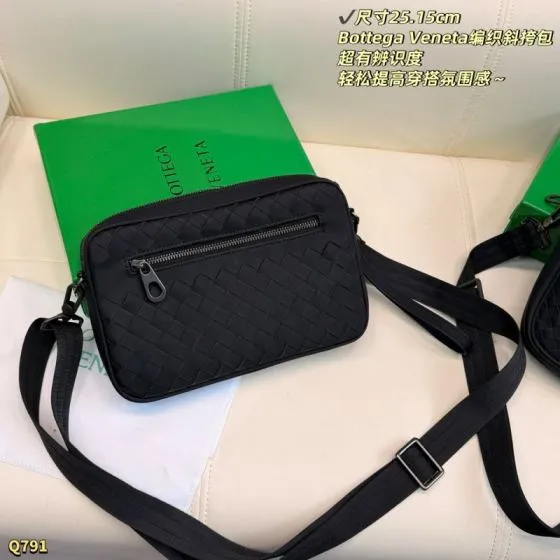 Bottega Veneta Black Intrecciato 25 15cm crossbody Premium Replica