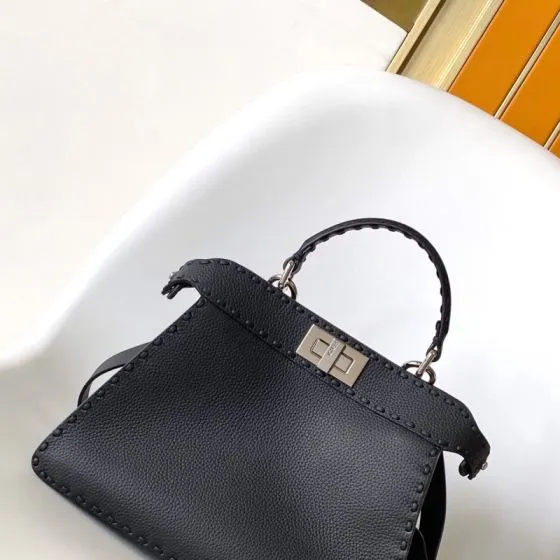Fendi Peekaboo Black 33x22x14cm shoulder bag Top Quality Replica