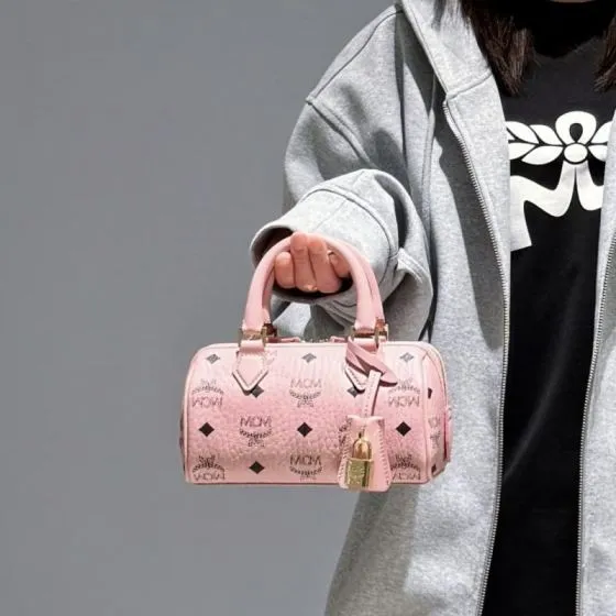 MCM Visetos 18x12cm shoulder bag 1 1 Replica