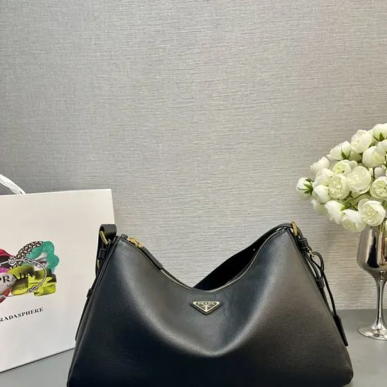 Prada Black 39x24x11cm shoulder Top Quality Replica