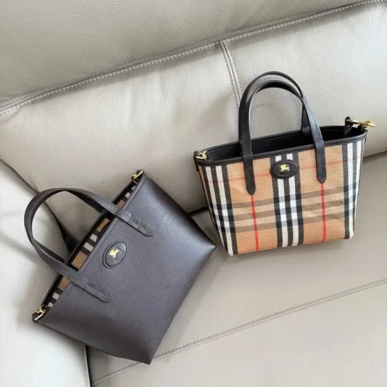 Burberry Brown 18x12cm shoulder bag Top Quality Replica