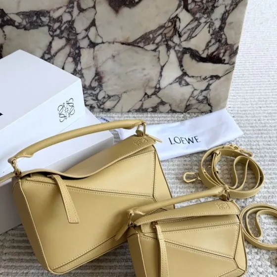 Loewe shoulder bag Premium Replica