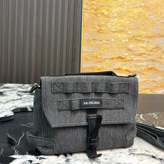 Balenciaga Grey 25x18x10cm shoulder bag Top Quality Replica