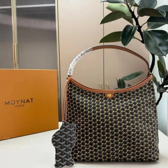 Goyard Monogram shoulder bag 1 1 Replica