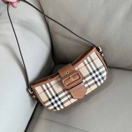 Burberry Brown 25x18x10cm shoulder bag 1 1 Replica