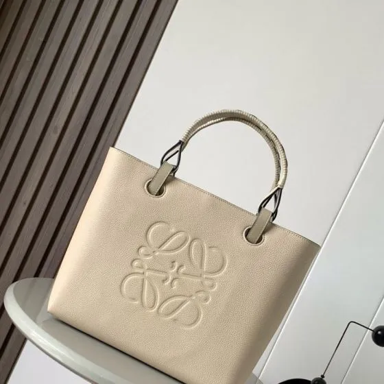 Loewe Beige 25x18x10cm shoulder bag AAA Quality Replica